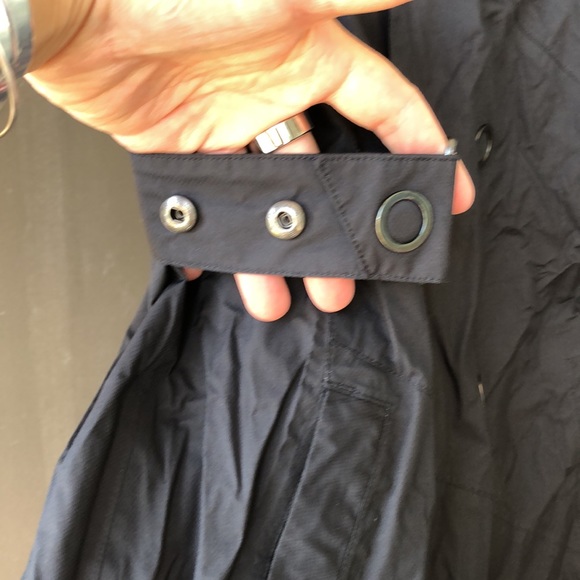 SOLD 🙌🏼 REI Hooded Raincoat Sz S - Picture 3 of 15